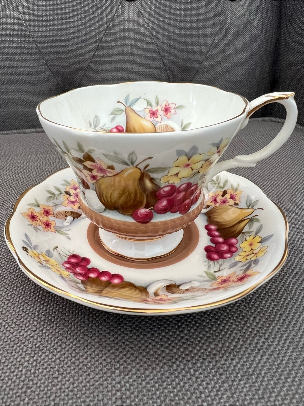 Royal Albert White Teacup & Saucer with Gold Trim Country Fayre Series Devon